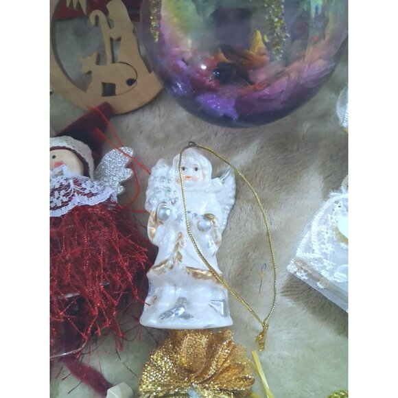 Vintage Christmas Ornament Set Includes Lace Fan Angel Figurines Red Cross Star - Picture 7 of 11